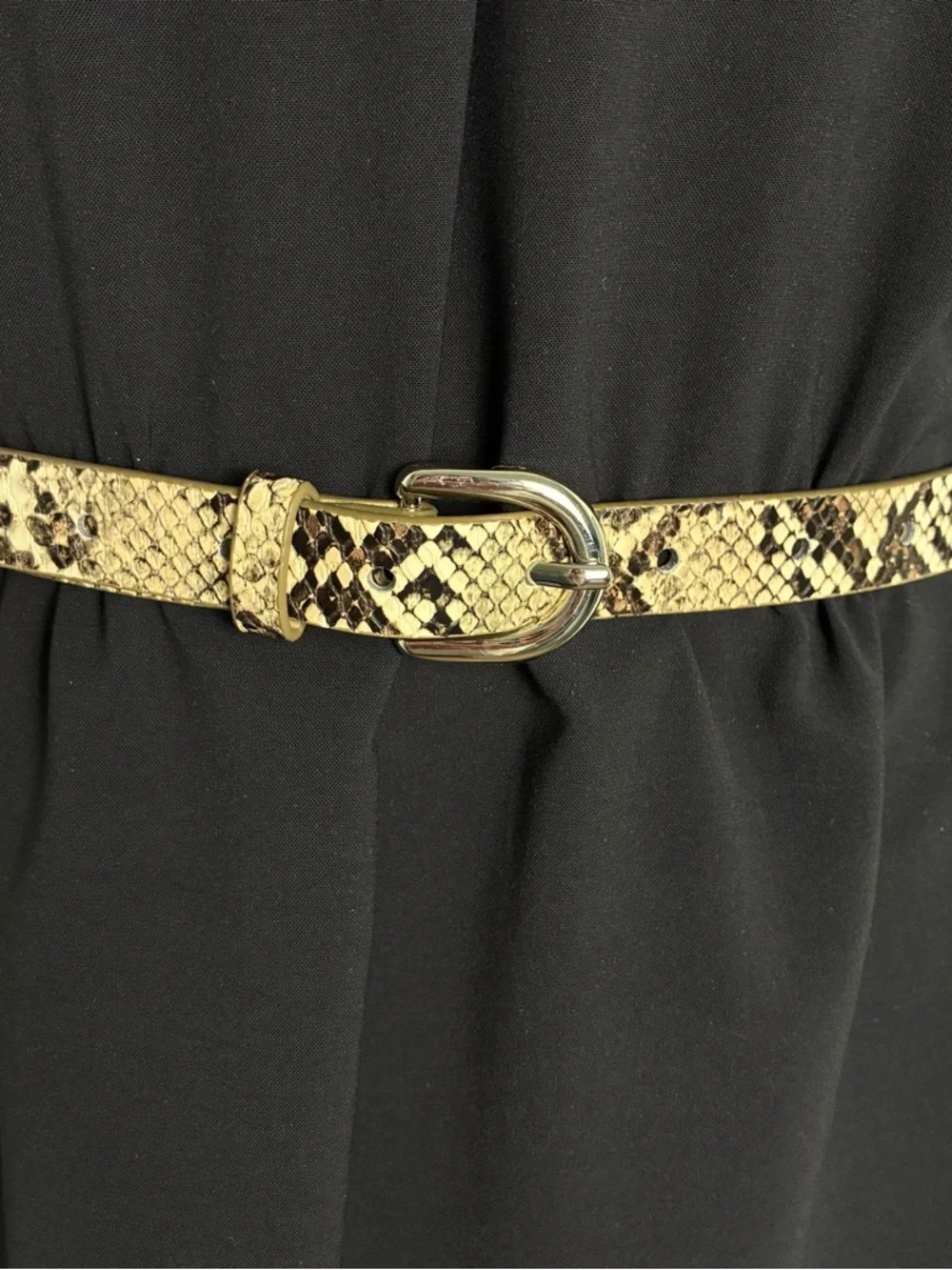 Snake Print faux Leather Belt with Silver Buckle New without tags glam animal